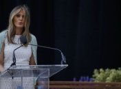 СМИ: Рейтинг Мелании Трамп снизился после ее болезни