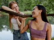 Трендові топи на літо 2023 — фото