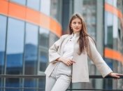 Однотон та монохром саме те, що потрібно для ділових образів