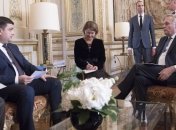 Гройсман во Франции обсудил полицейскую миссию ОБСЕ