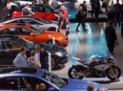Автосалон в Нью-Йорке перенесли с апреля на август