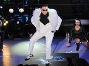 Исполнитель "Gangnam Style" - злодей года?