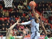 "Химик" выигрывает 1-е место у "Донецка"