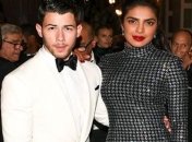 Приянка Чопра и Ник Джонас сделали такой же портрет, как у принца Гарри и Меган Маркл 