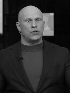 Илья Кива