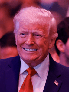 Дональд Трамп с дочерьми Тиффани и Иванкой