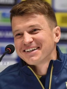 Руслан Ротань