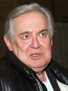 Юрий Стоянов
