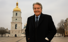 Делон: якби я був на 50 років молодший — записався б у ЗСУ