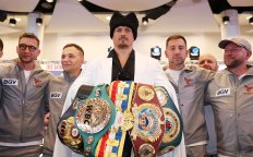 Олександр Усик