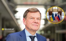 Иоганн Вадефуль, флаги Украины, США, России