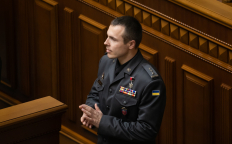 Роман Костенко