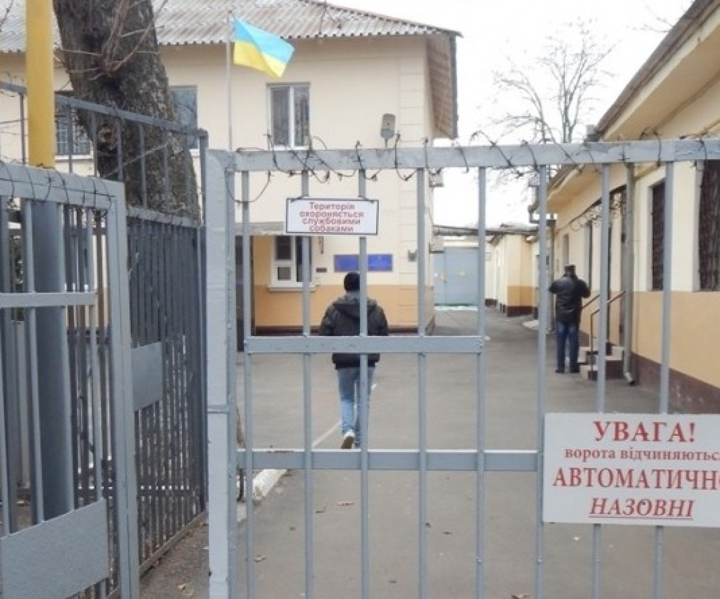 Обыски в ТЦК - в Одессе пришли в военкомат Малиновского района, а в Ровно  проверяют ВВК - Телеграф