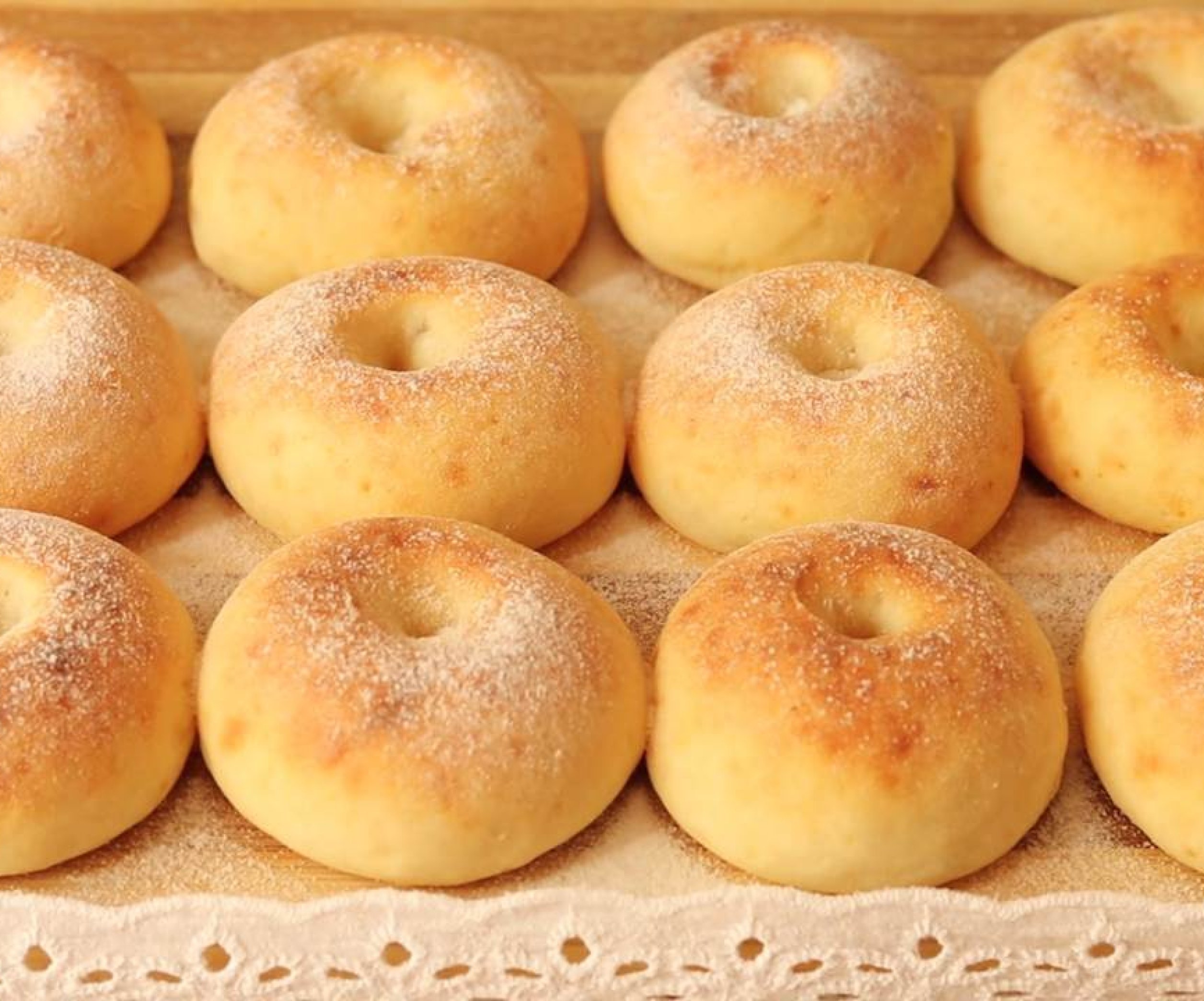Самые вкусные дрожжевые пончики - пошаговый рецепт с фото