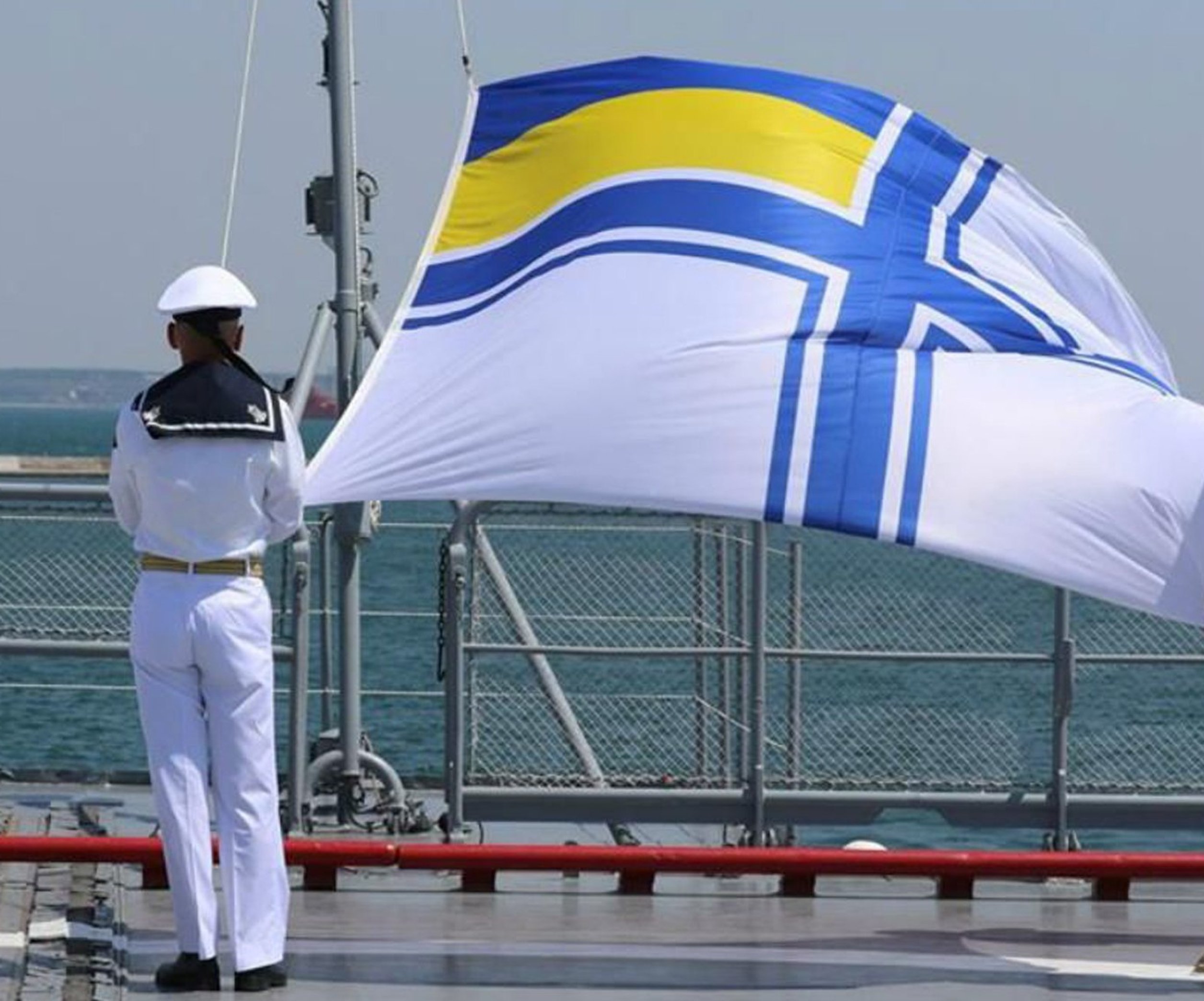 Анапчане празднуют День основания Российского военно-морского флота