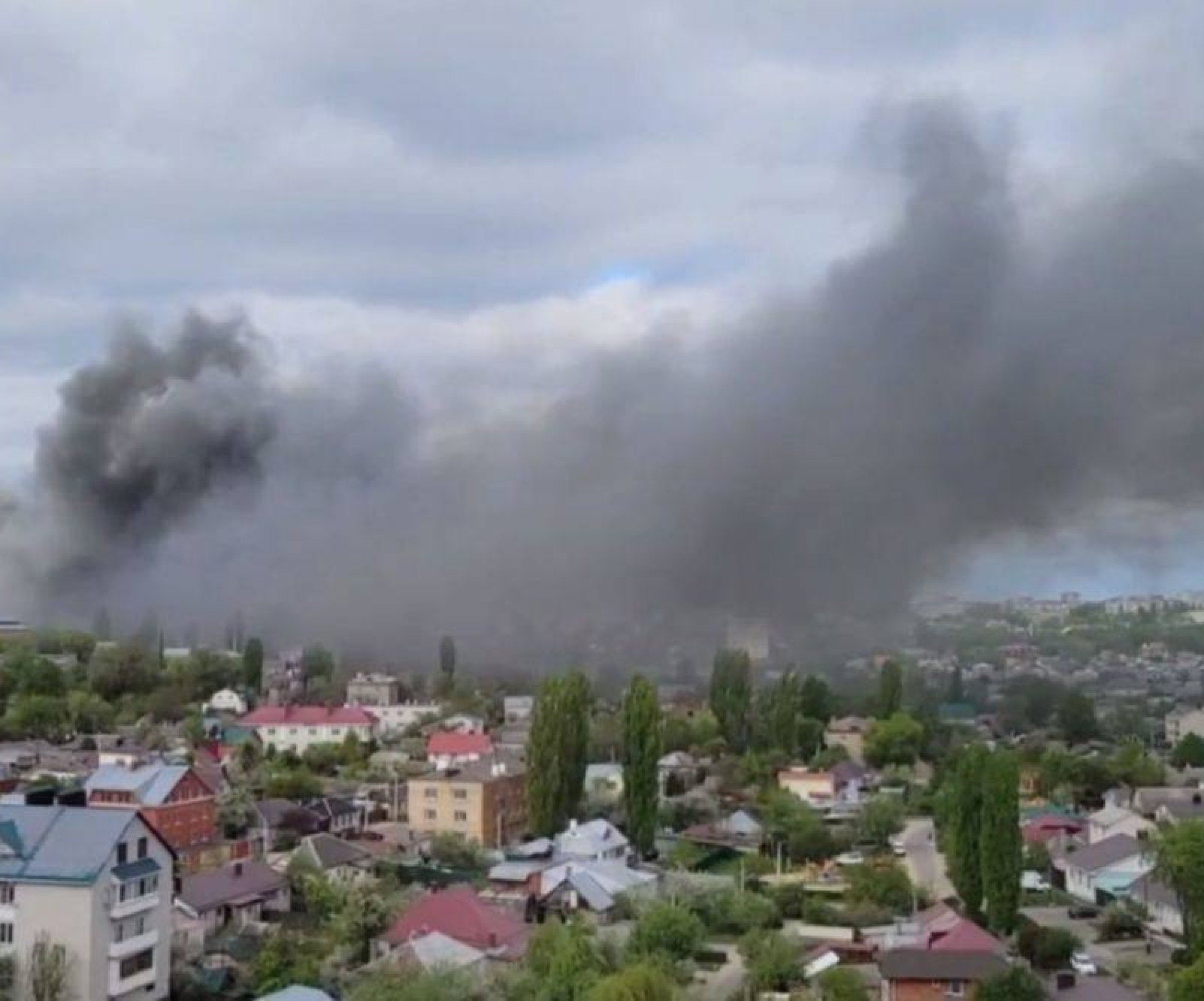 Пожар в Воронеже, ЭЛМАШ горит - что это за завод, видео и фото - Телеграф