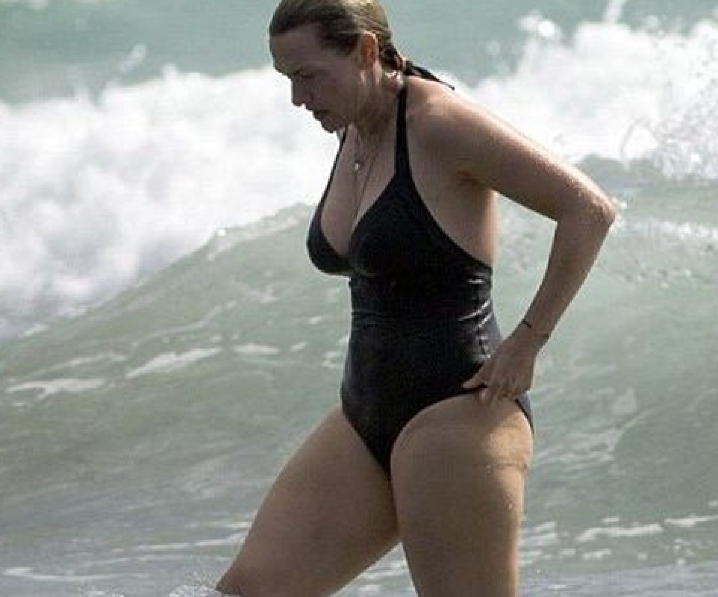 Никаких диет: Кейт Уинслет показала фигуру в купальнике (фото)