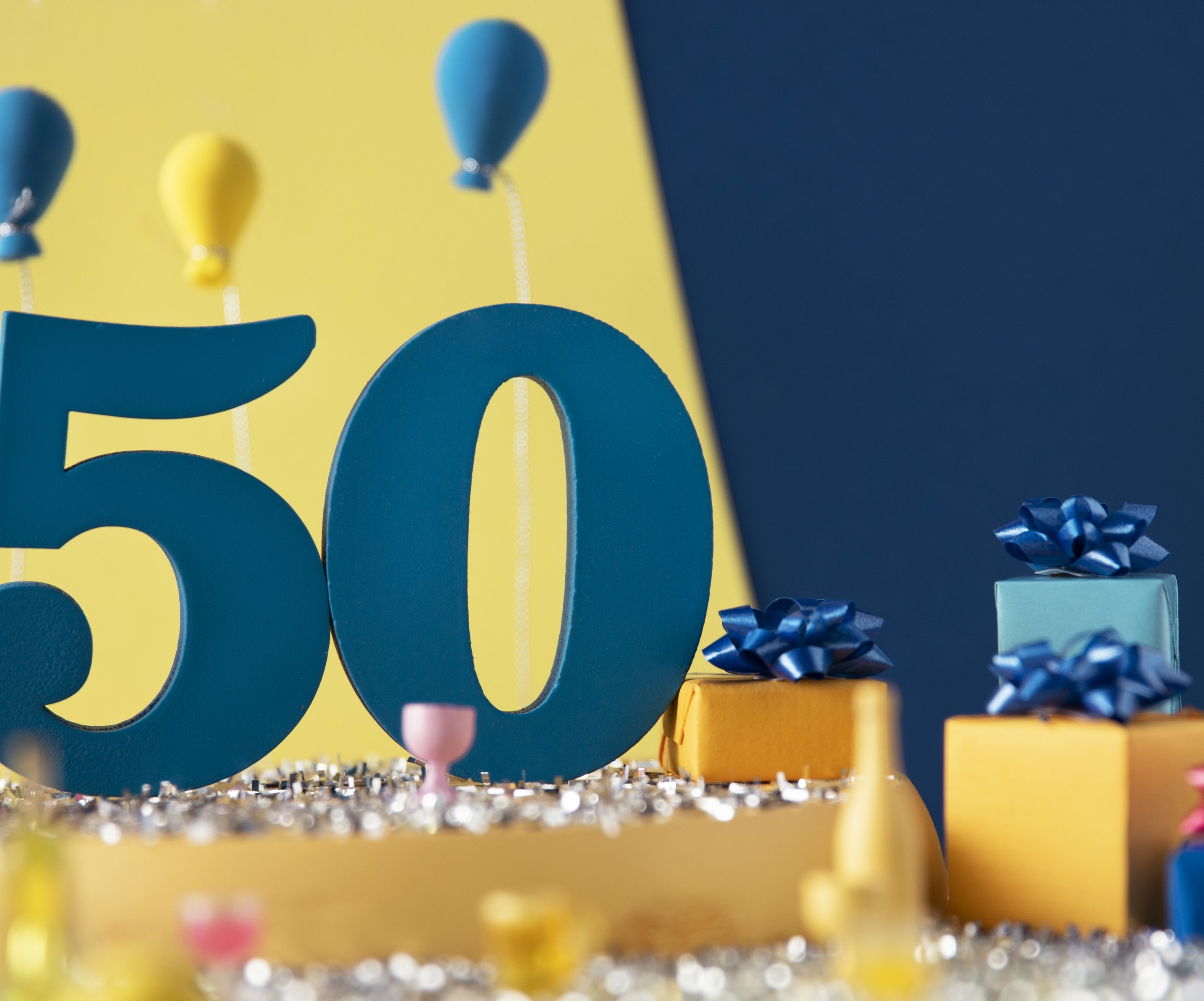 Поздравления с юбилеем 50 лет мужчине: лучшие идеи и пожелания