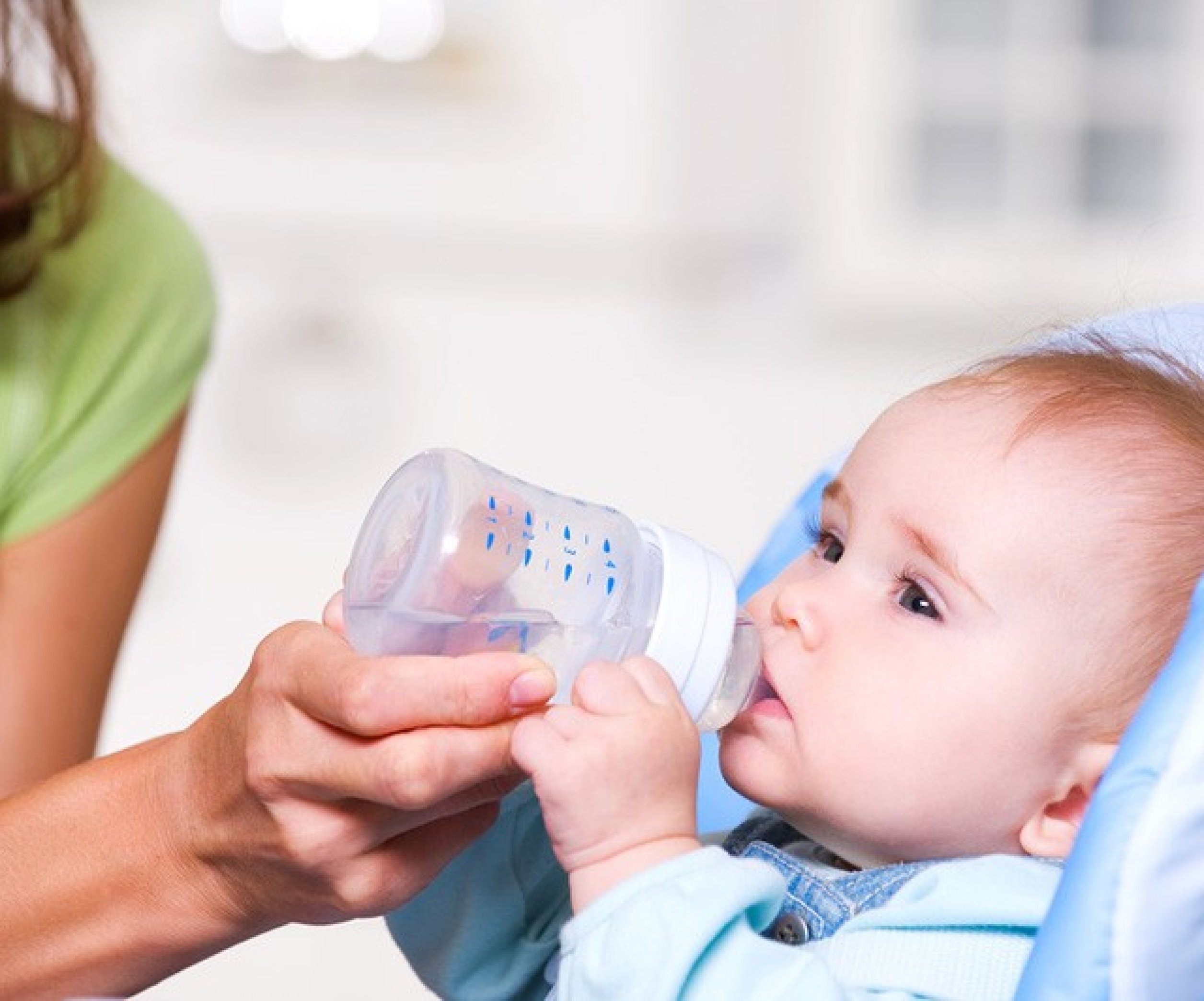 Ребенок пьет много воды: есть ли повод для беспокойства? - AquaPro