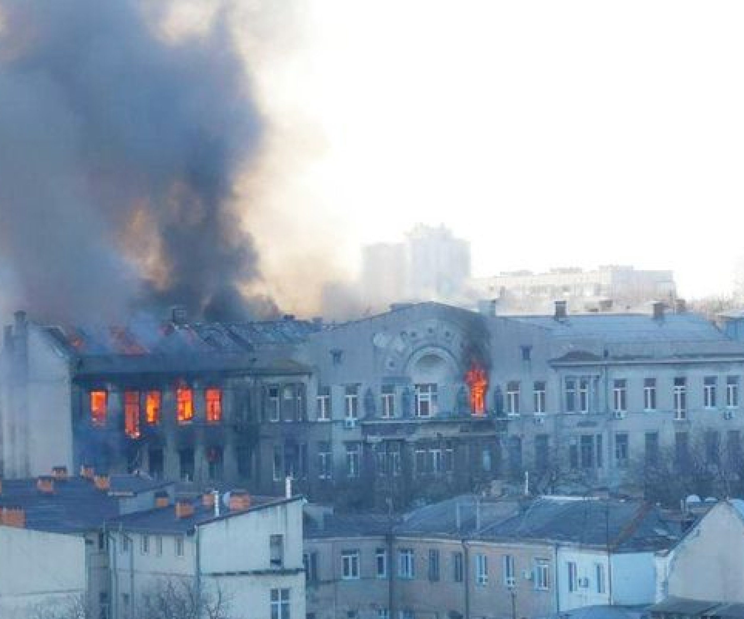 Масштабный пожар в колледже: что происходит в Одессе - Телеграф