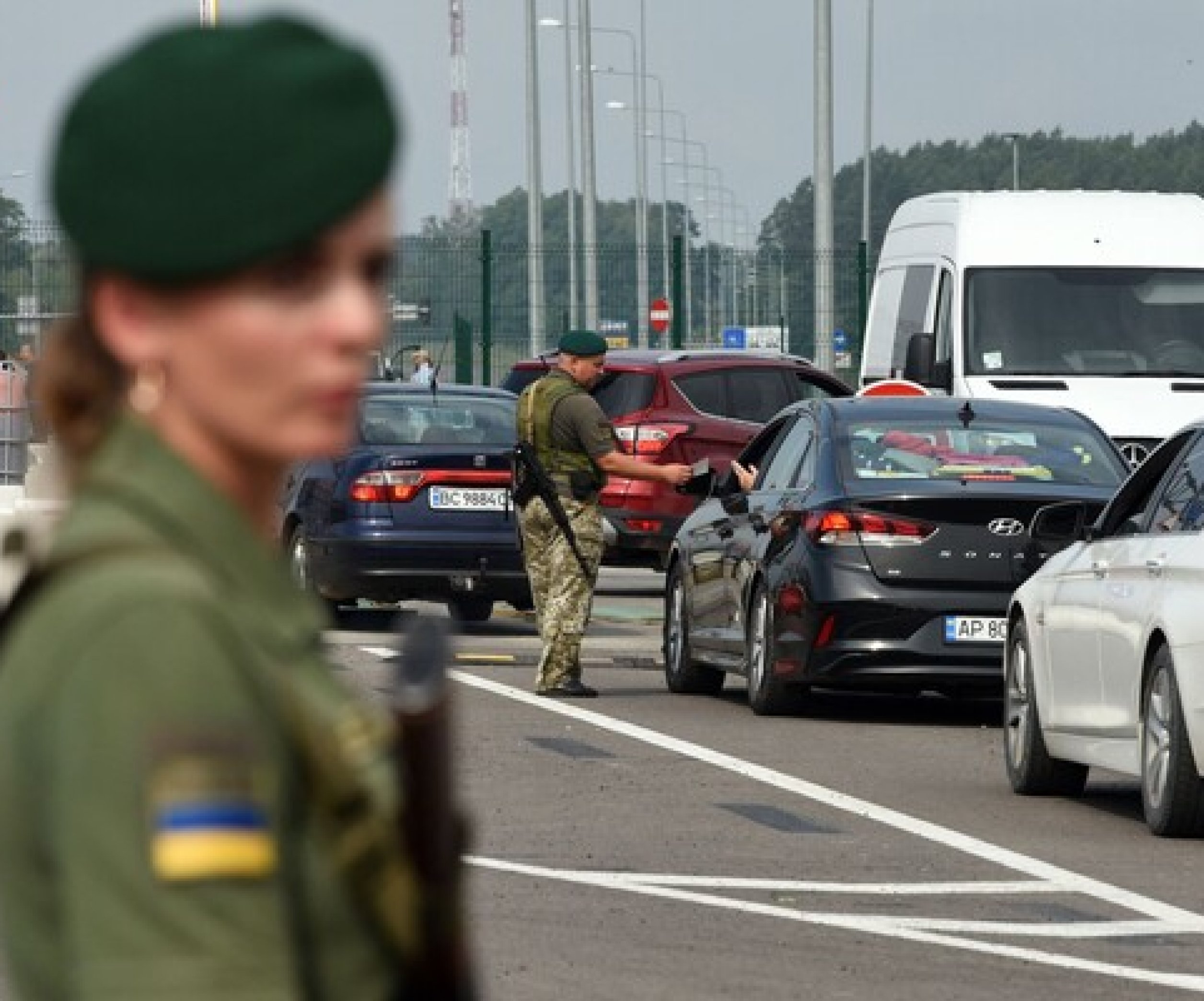 Выезд из Украины на собственном или чужом авто – нужно собрать  соответствующий пакет документов - Телеграф