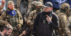 Денис Капустін