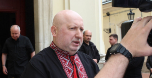 Александр Турчинов на похоронах Степана Кубива во Львове