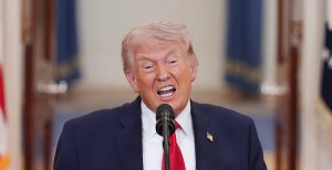 Поведение Дональда Трампа уже давно вызывает вопросы