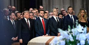 Трамп і Джей Ді Венс були присутні на похороні сенатора Грема