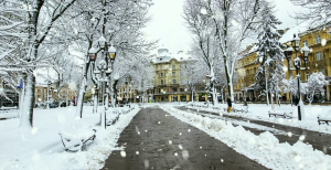 Снег во Львове