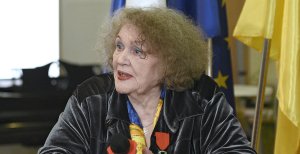 Ліна Костенко скасувала два віступи у Львові