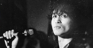 Лідер гурту "Кіно" загинув в автокатастрофі на піку слави