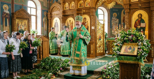 Отец в зеленой ризе на Троицу