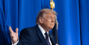 Дональд Трамп часто дивує епатажними вчинками