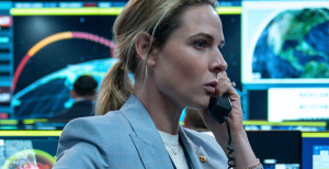 Ребека Фергюссон намагається зупинити атомну війну