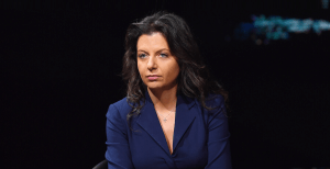 Маргарита Симоньян не лише почала носити перуку, а ще й набрала у вазі