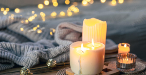 Свічки горять у свято