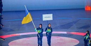 Украинский флаг на Открытии Паралимпиады-2026