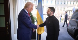 Трамп та Зеленський під час зустрічі у Білому домі