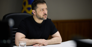 "Ми дочекалися своєї весни". Зеленський та перша леді привітали українців з Великоднем