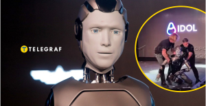 Российский робот Aidol