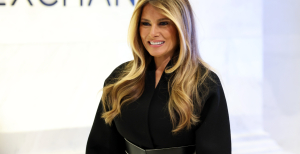 Меланію Трамп порівняли з відомою моделлю