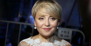 Анжеліка Варум