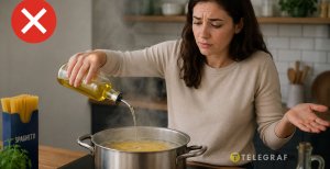 Неправильно добавлять масло к макаронам