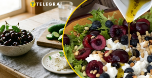 Вкусная идея для жарких дней: салат с черешней, который освежает с первой ложки