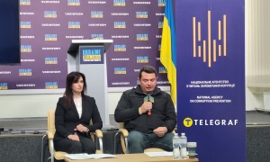 Юлия Куликова и Артем Сытник (НАПК)