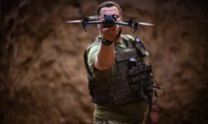 Запуск разведывательного дрона