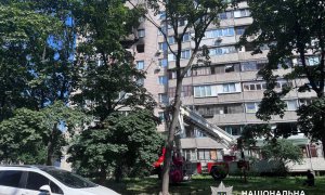 Пытался избежать задержания? В Киеве мужчина взорвал квартиру, есть пострадавшие