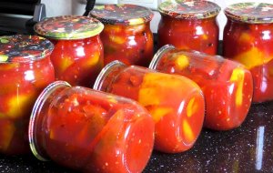 Перець у томаті (відео)