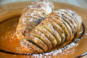 Гарнир в венке из лавра: готовим картофель по-шведски